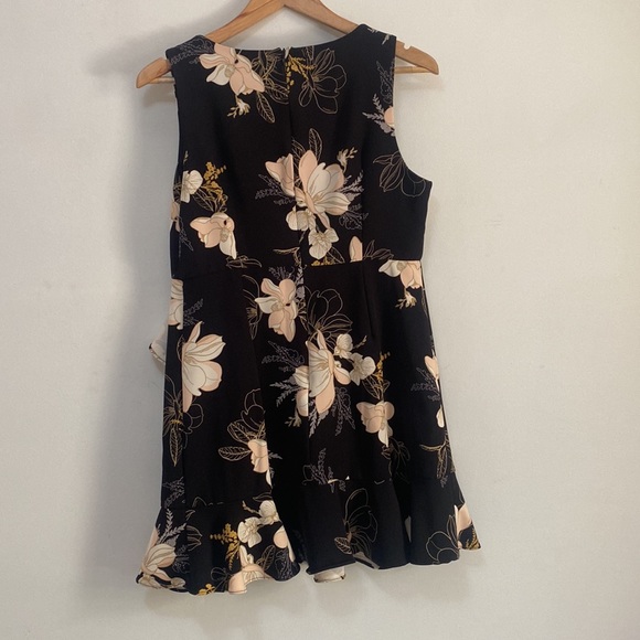 Tokito petites - Floral Dress - Size 12 - Picture 4 of 5